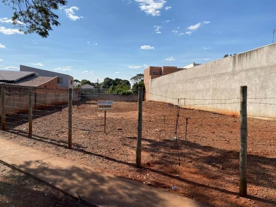 #13 - Terreno para Venda em Arapongas - PR