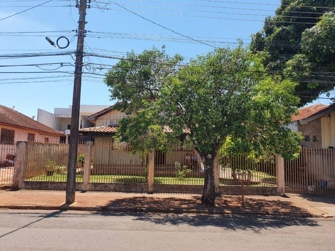 #15 - Casa para Venda em Arapongas - PR