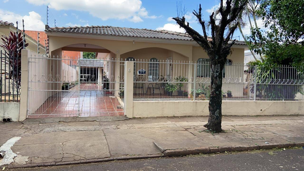 #167 - Casa para Venda em Arapongas - PR