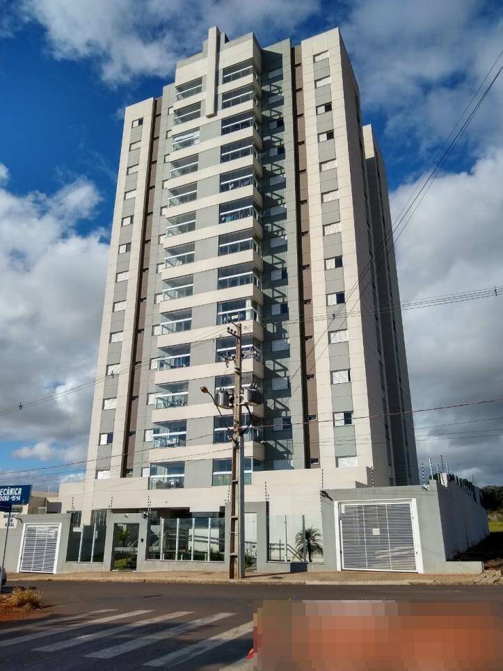 #171 - Apartamento para Venda em Arapongas - PR