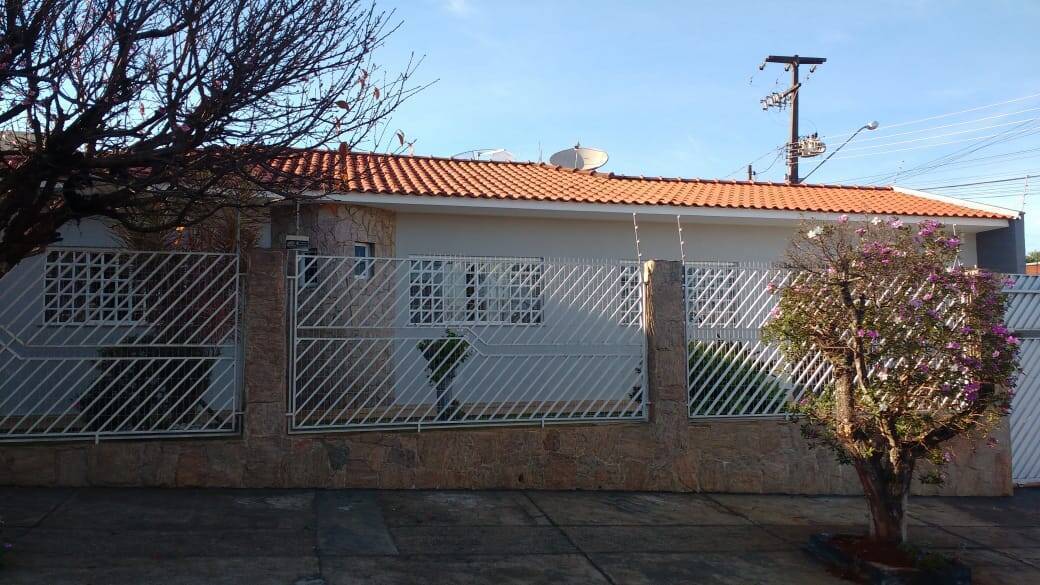 #202 - Casa para Venda em Arapongas - PR