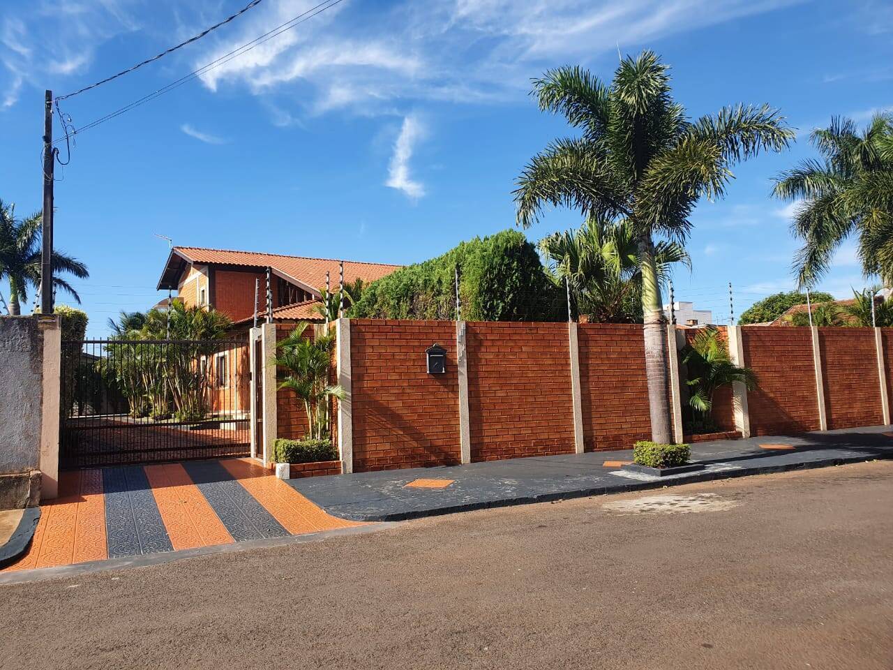 #209 - Casa para Venda em Arapongas - PR