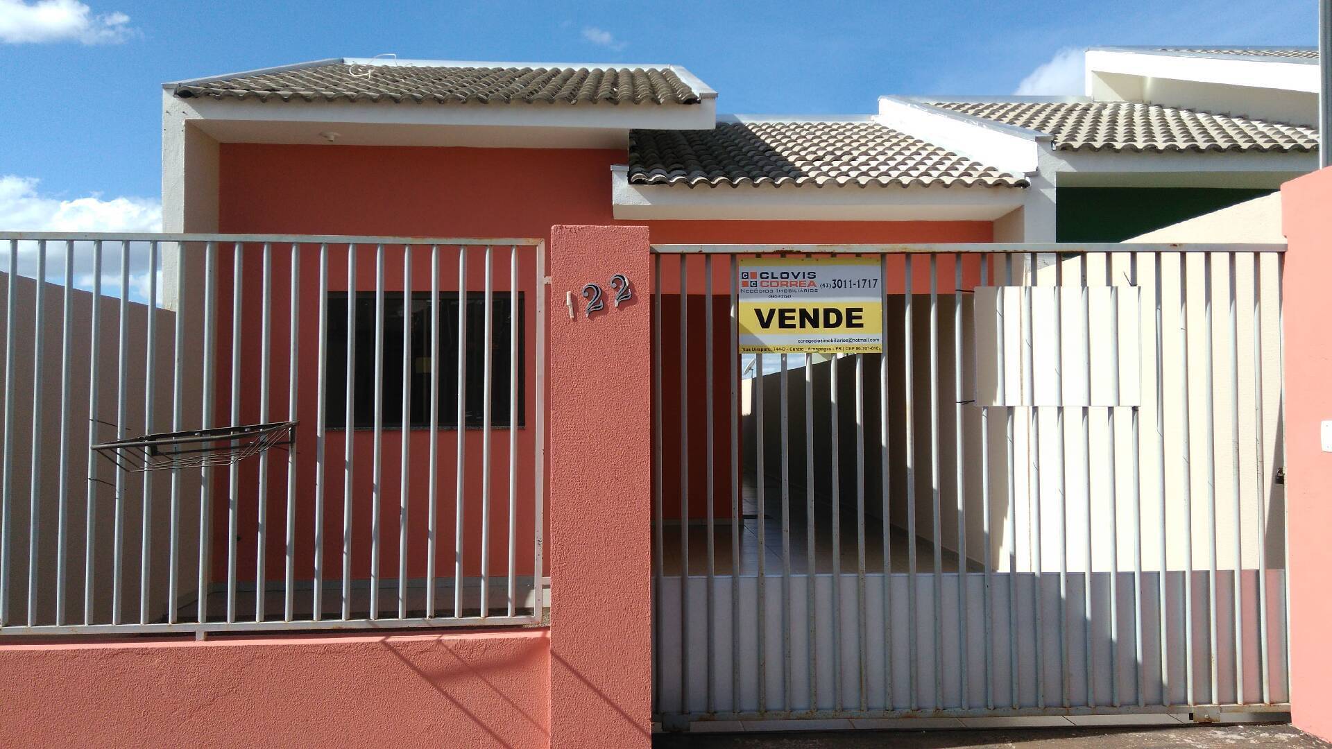 #692 - Casa para Venda em Arapongas - PR