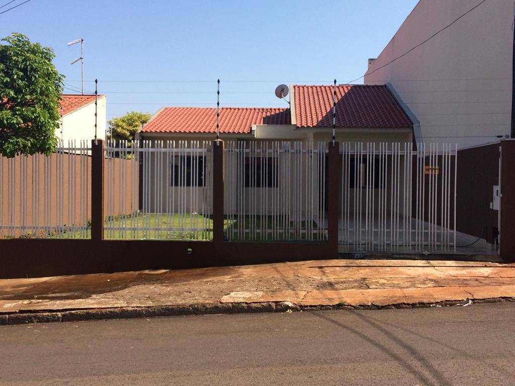 #680 - Casa para Venda em Arapongas - PR