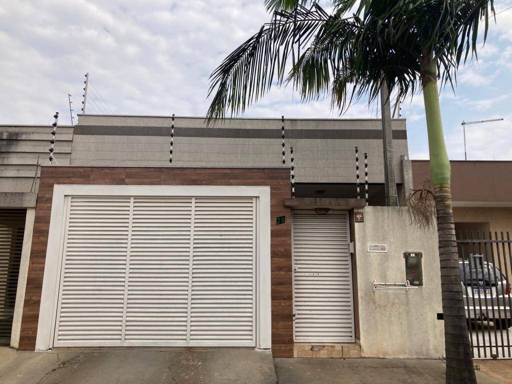 #737 - Casa para Venda em Arapongas - PR