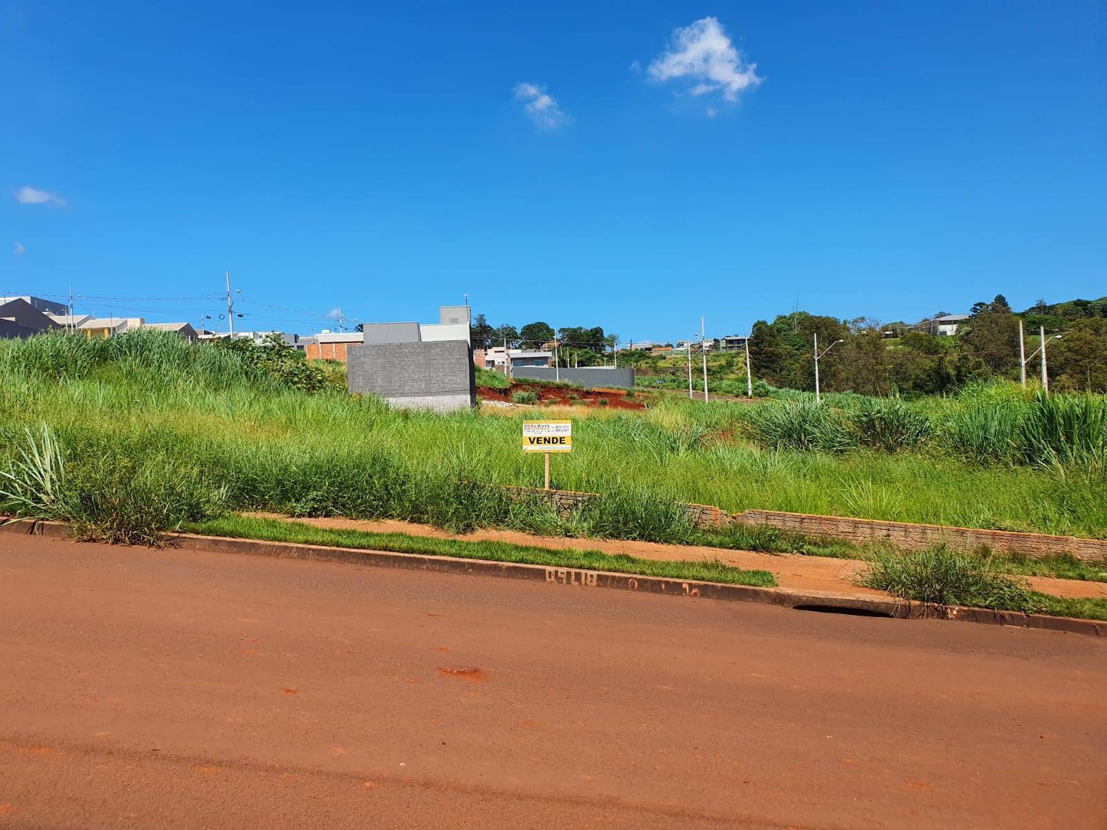 #808 - Terreno para Venda em Arapongas - PR