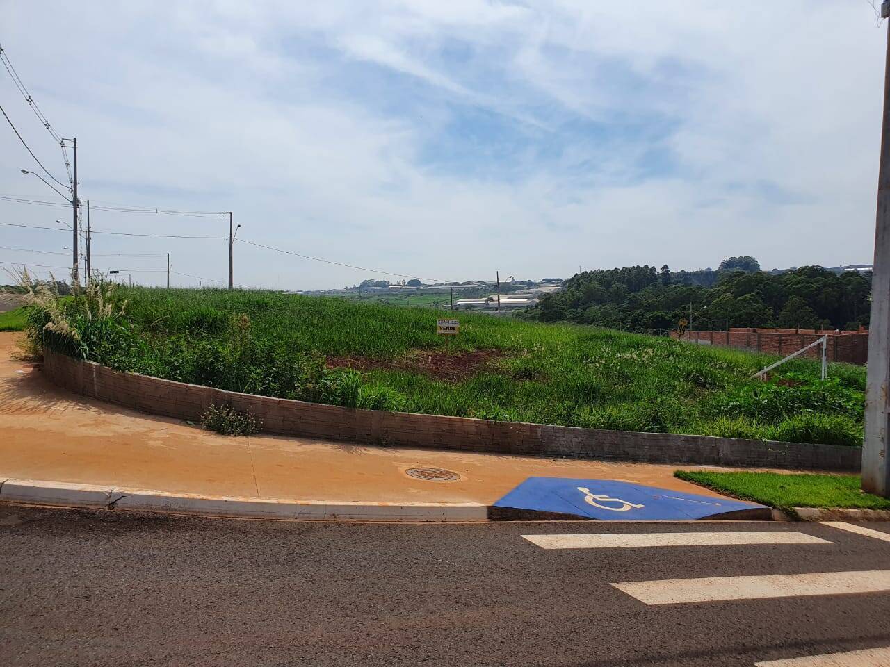 #810 - Terreno para Venda em Arapongas - PR