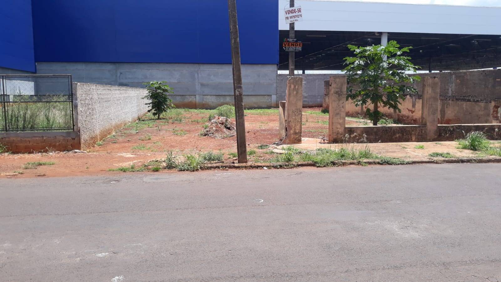 #831 - Terreno para Venda em Arapongas - PR