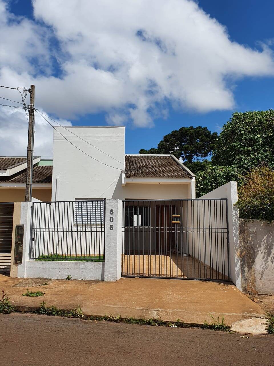 #835 - Casa para Venda em Arapongas - PR