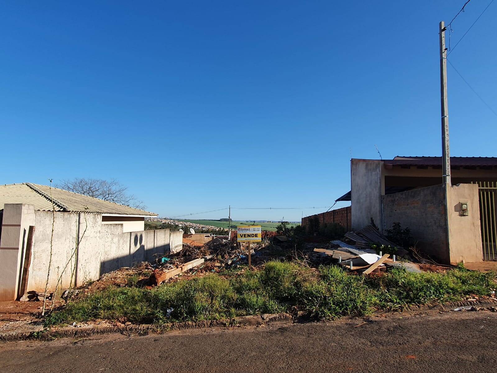 #930 - Terreno para Venda em Arapongas - PR