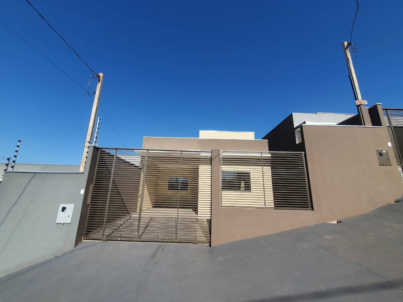 #964 - Casa para Venda em Arapongas - PR