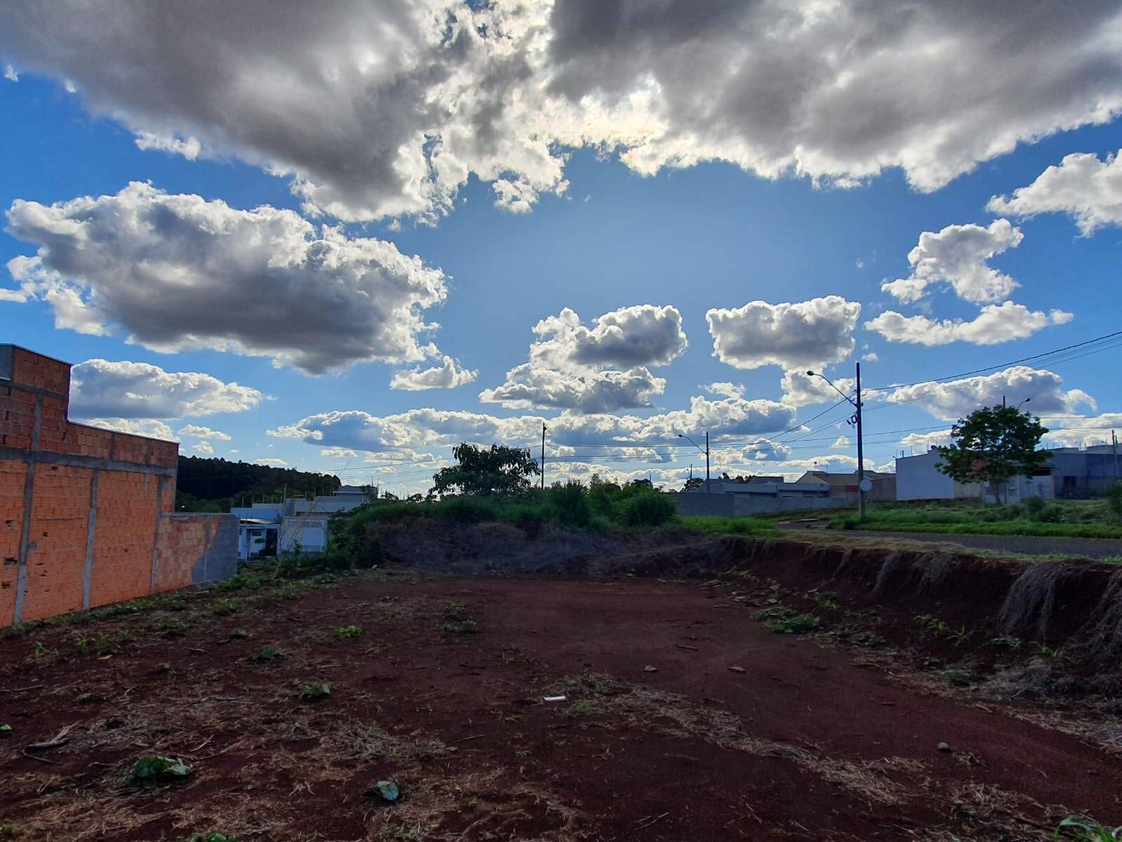 #1021 - Terreno para Venda em Arapongas - PR