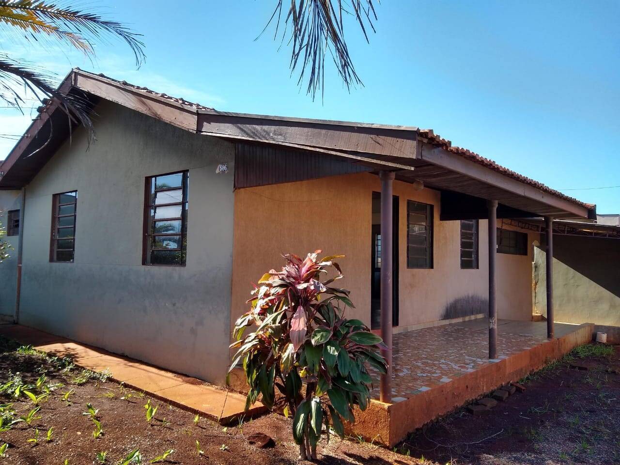 #1033 - Casa para Venda em Arapongas - PR