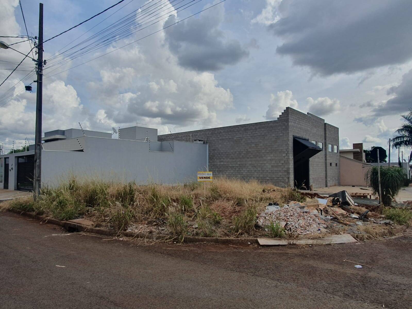 #1094 - Terreno para Venda em Arapongas - PR