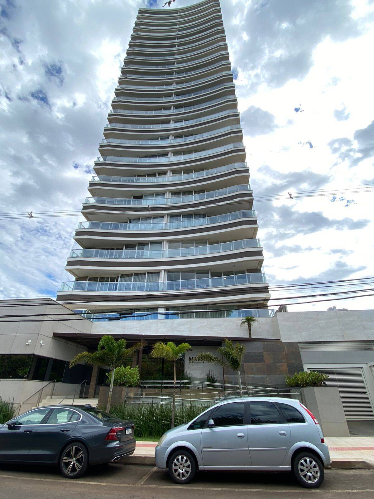 #1119 - Apartamento para Venda em Arapongas - PR