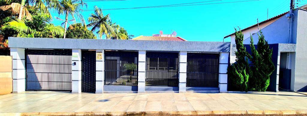 #1030 - Casa para Venda em Arapongas - PR