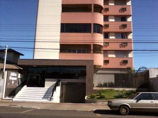 #1135 - Apartamento para Venda em Arapongas - PR