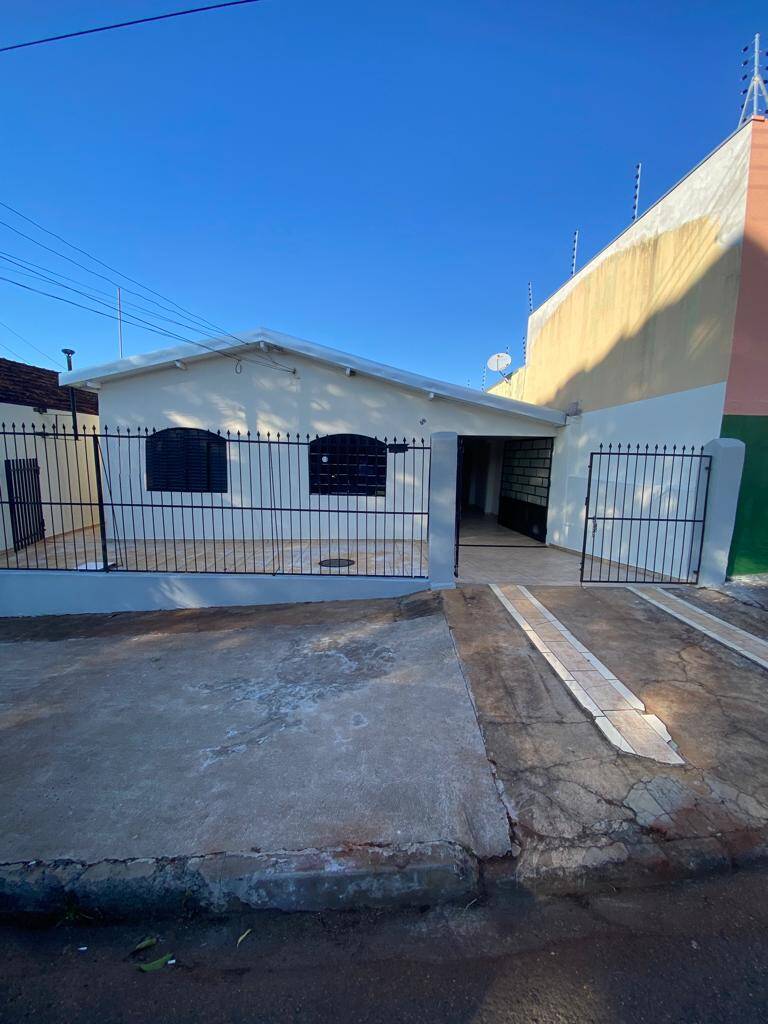 #1137 - Casa para Venda em Arapongas - PR