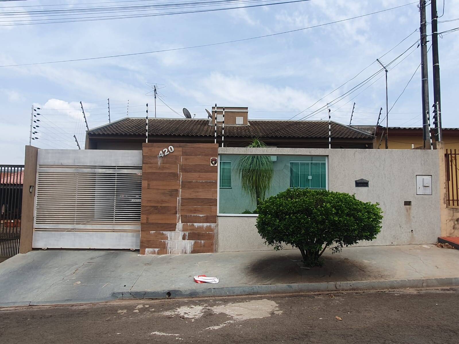 #1240 - Casa para Venda em Arapongas - PR