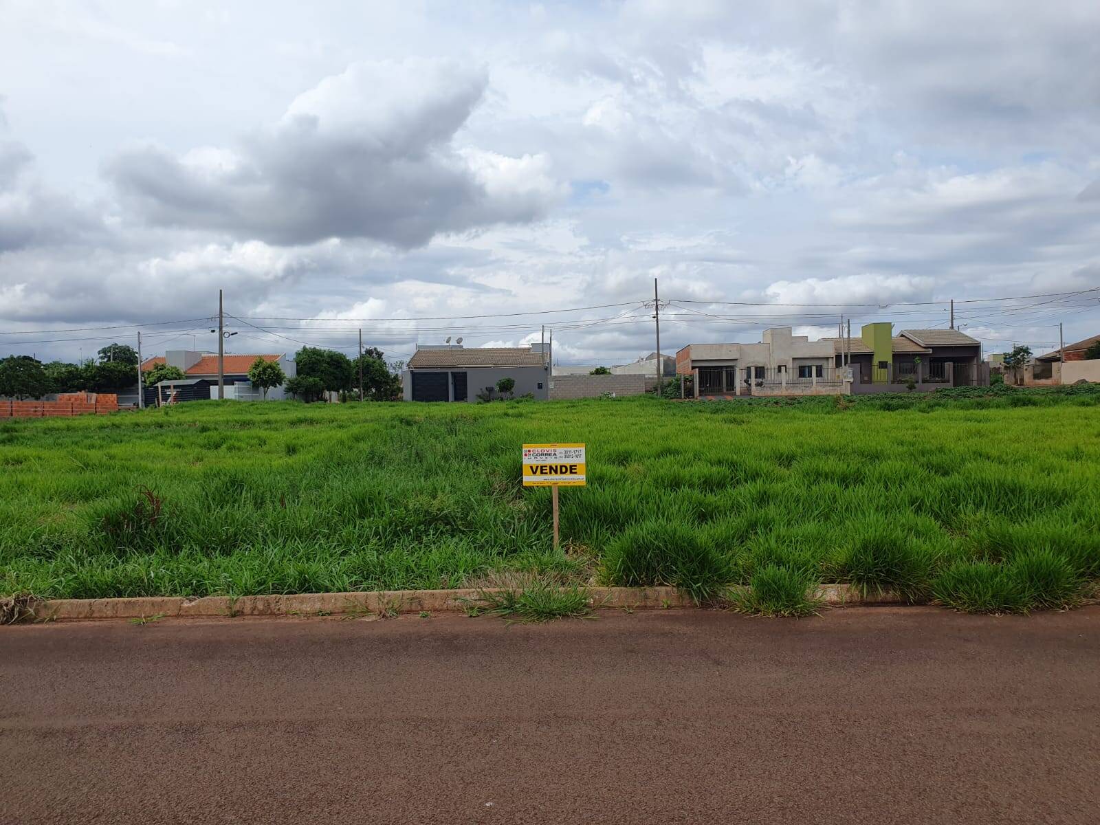 #1183 - Terreno para Venda em Sabáudia - PR