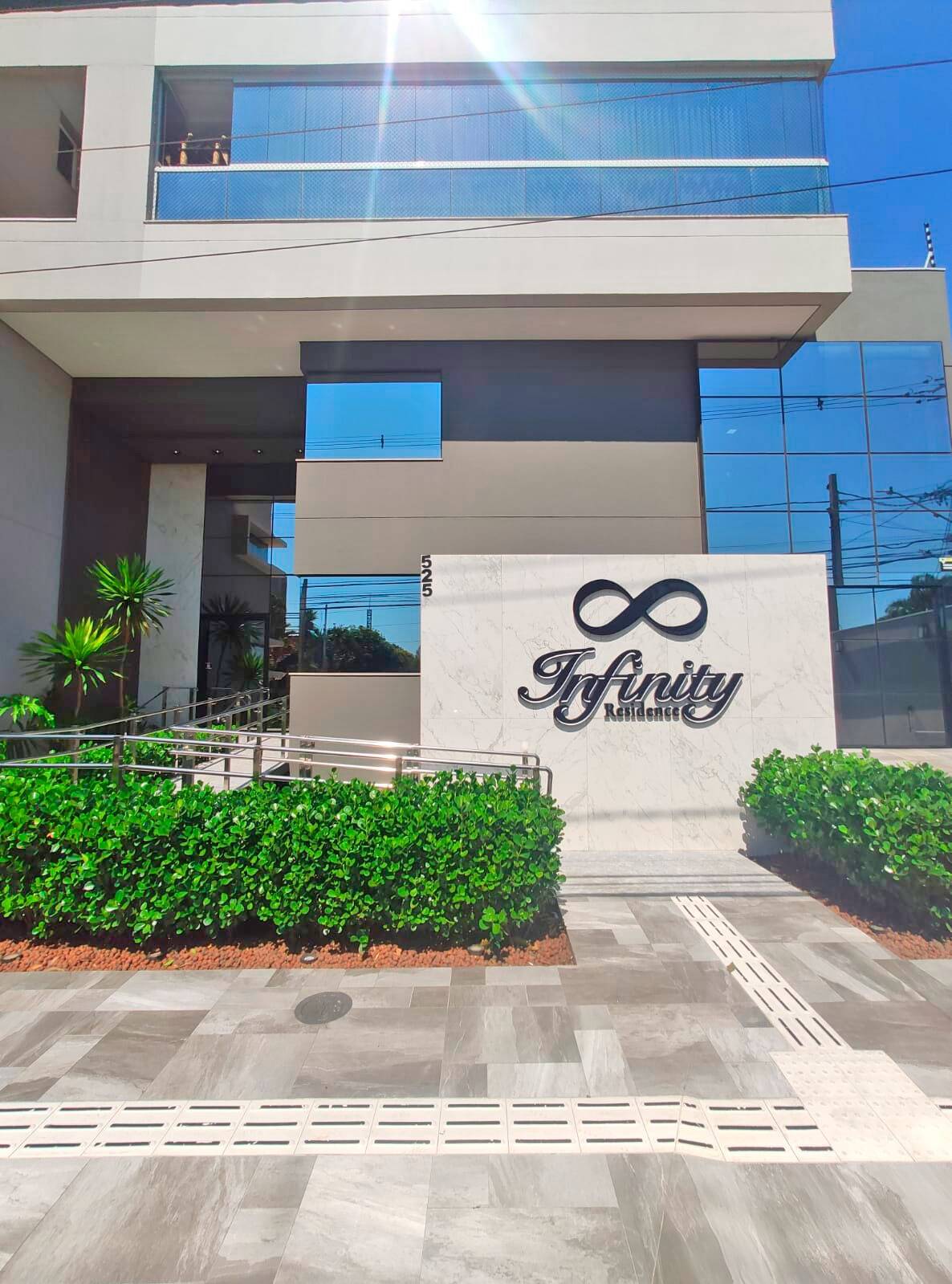 #1500 - Apartamento para Venda em Arapongas - PR