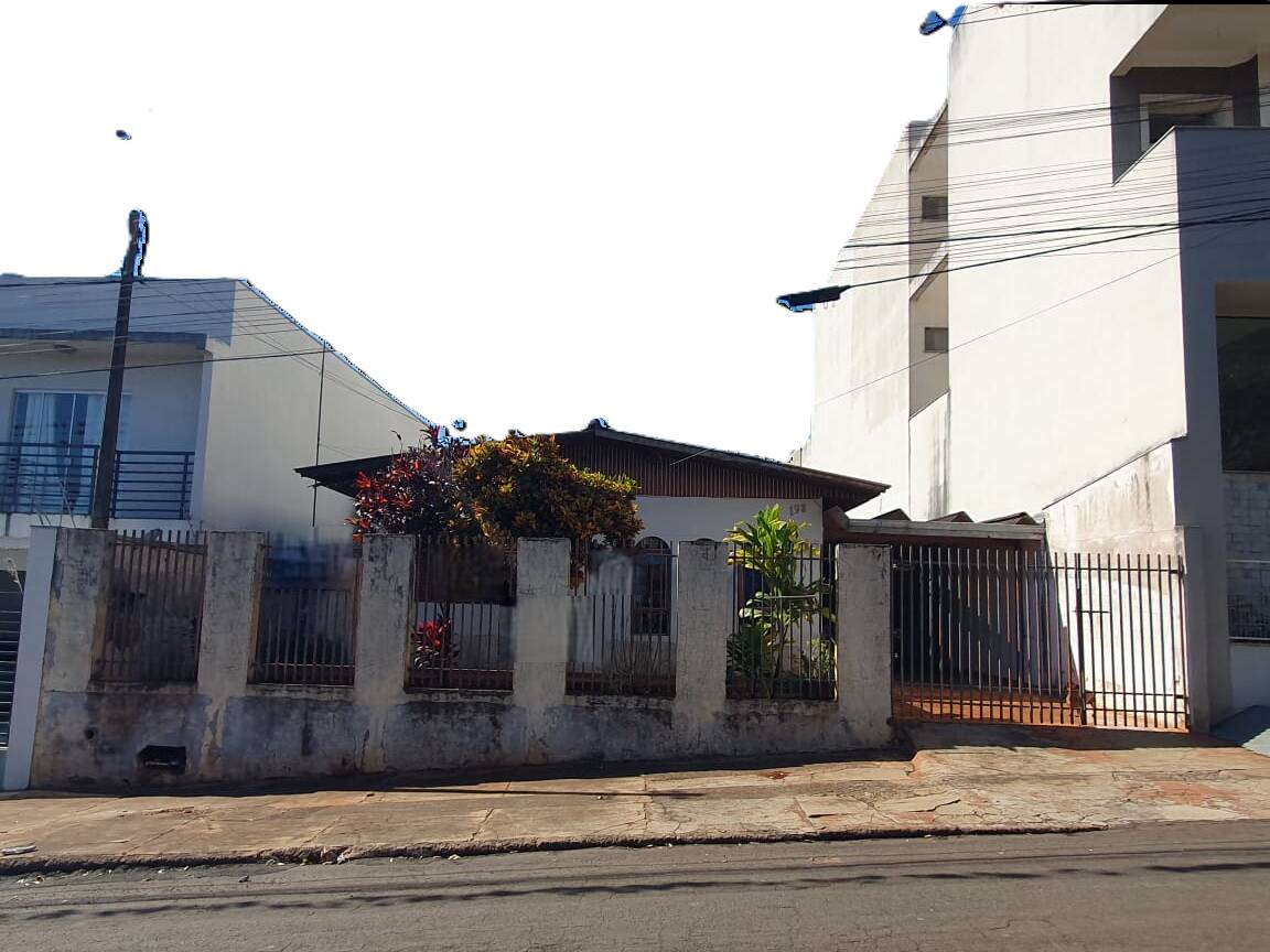 #1523 - Casa para Venda em Arapongas - PR