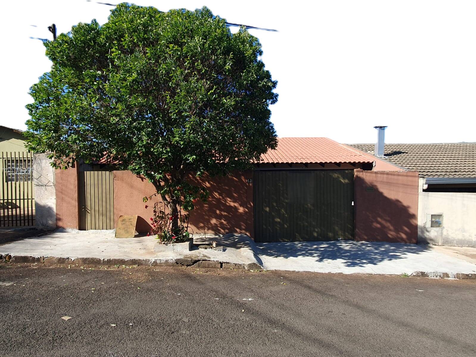 #1512 - Casa para Venda em Arapongas - PR