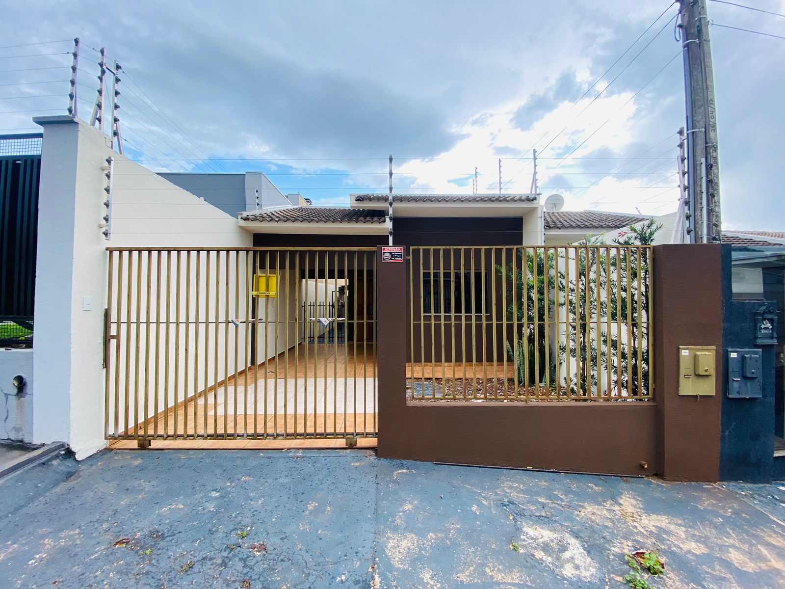 #1630 - Casa para Venda em Arapongas - PR