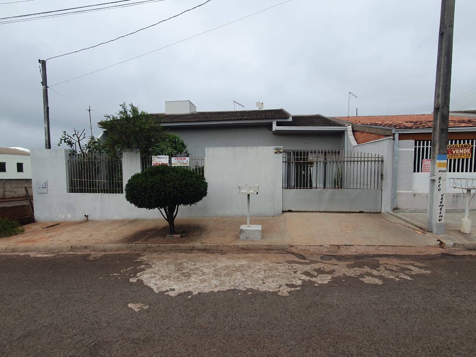 #1640 - Casa para Venda em Arapongas - PR