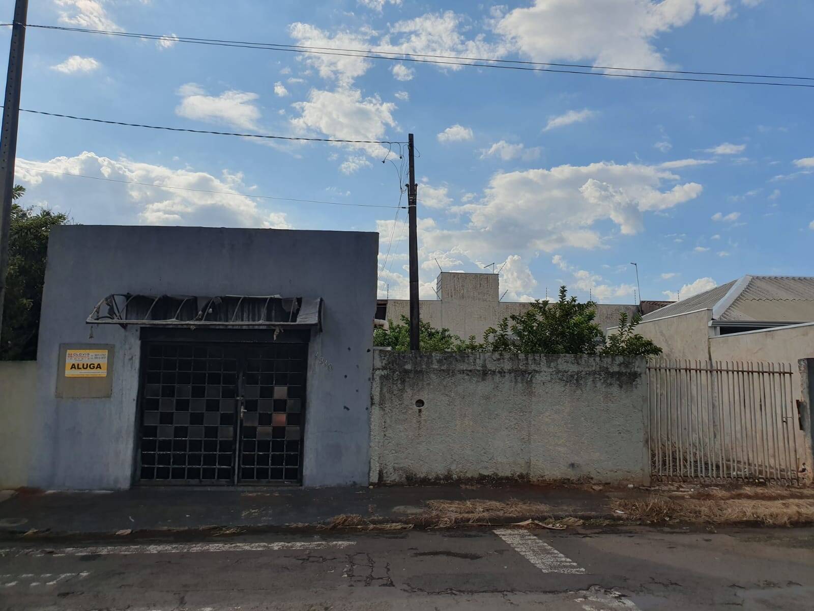 #1669 - Sala para Venda em Arapongas - PR