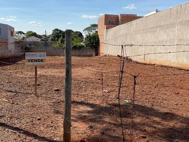 Terreno para Venda em Arapongas - 2