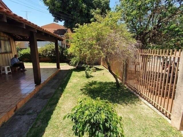 #15 - Casa para Venda em Arapongas - PR