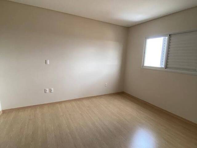 Apartamento para Venda em Arapongas - 5