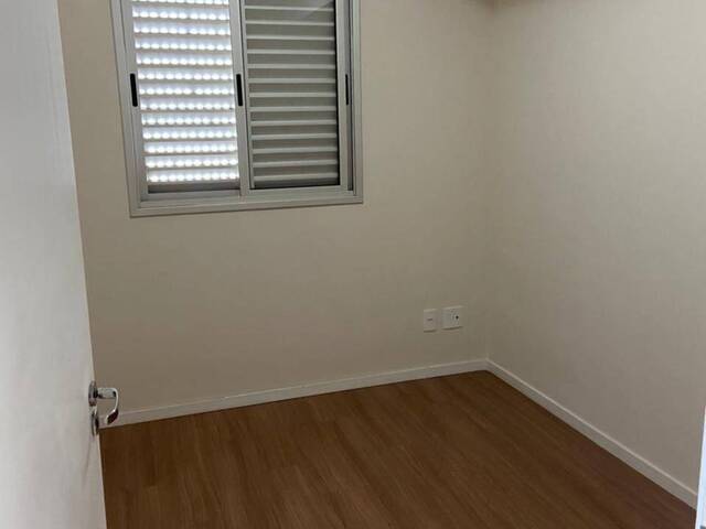 #540 - Apartamento para Venda em Arapongas - PR - 2