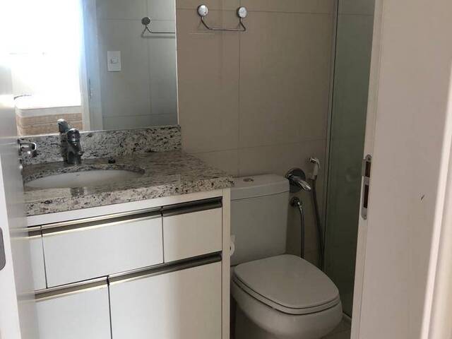 #771 - Apartamento para Venda em Arapongas - PR