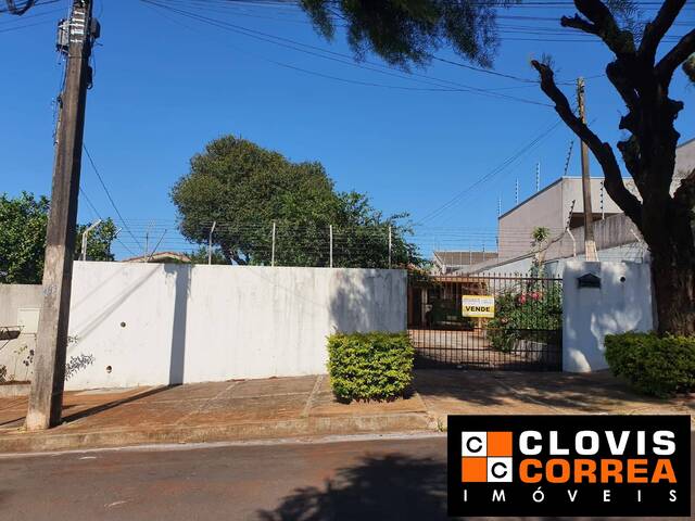 #879 - Casa para Venda em Arapongas - PR