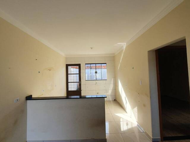 #960 - Casa para Venda em Arapongas - PR