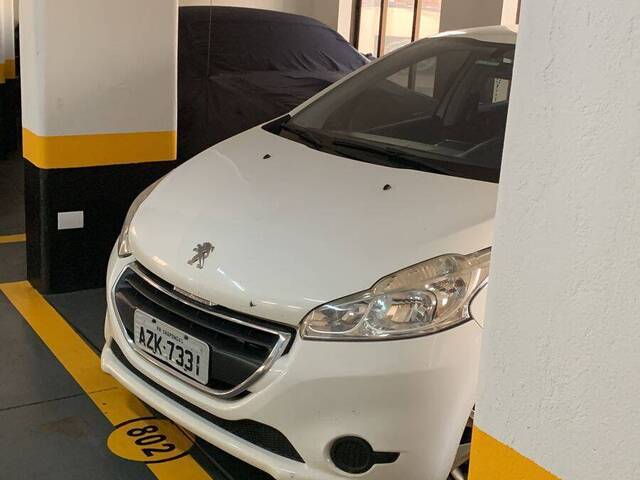 #977 - Apartamento para Venda em Arapongas - PR