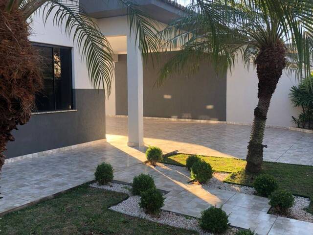 #1022 - Casa para Venda em Arapongas - PR