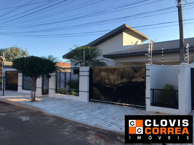 #1022 - Casa para Venda em Arapongas - PR