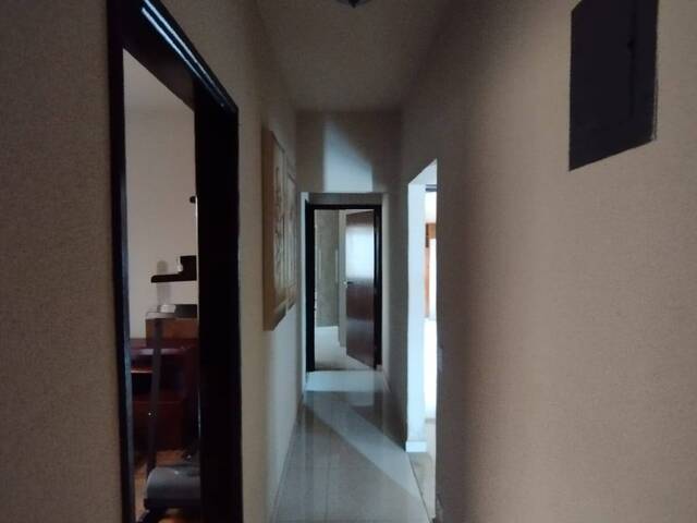 #1142 - Casa para Venda em Arapongas - PR