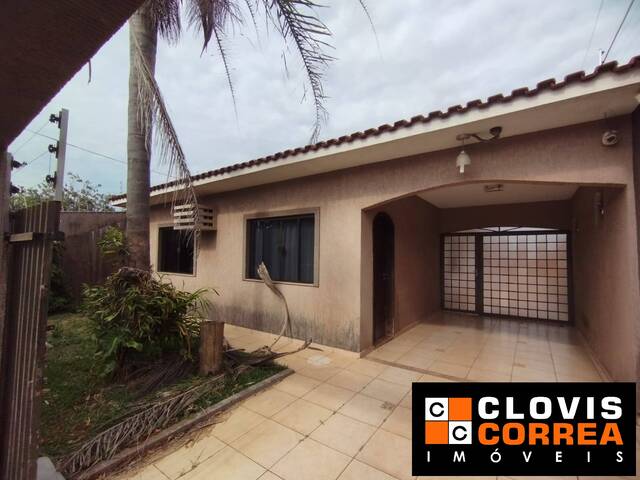 #1142 - Casa para Venda em Arapongas - PR