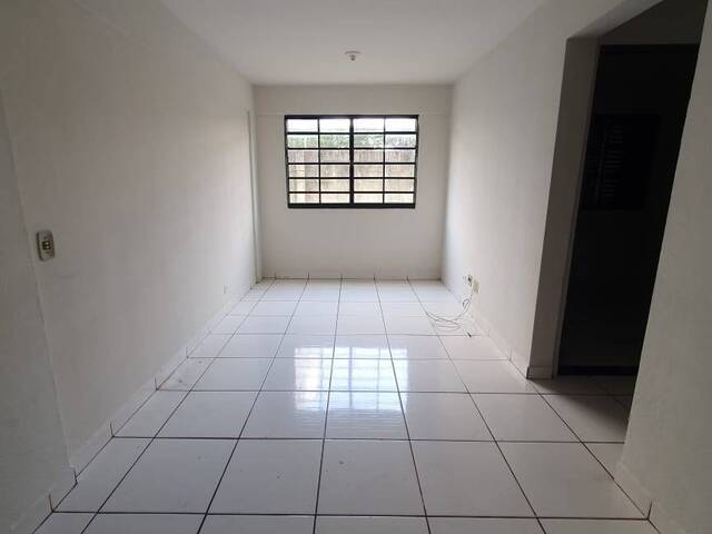 #1227 - Apartamento para Venda em Arapongas - PR - 3