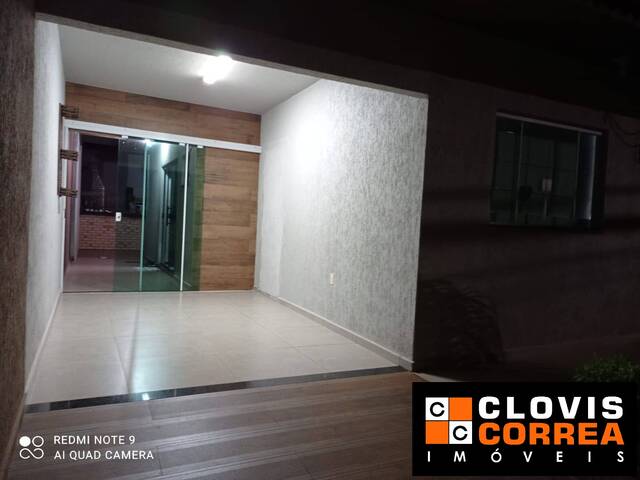 #1240 - Casa para Venda em Arapongas - PR