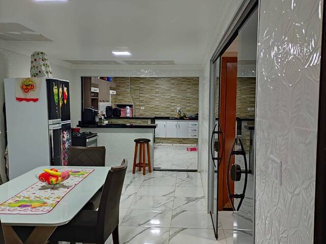 #1332 - Casa para Venda em Arapongas - PR