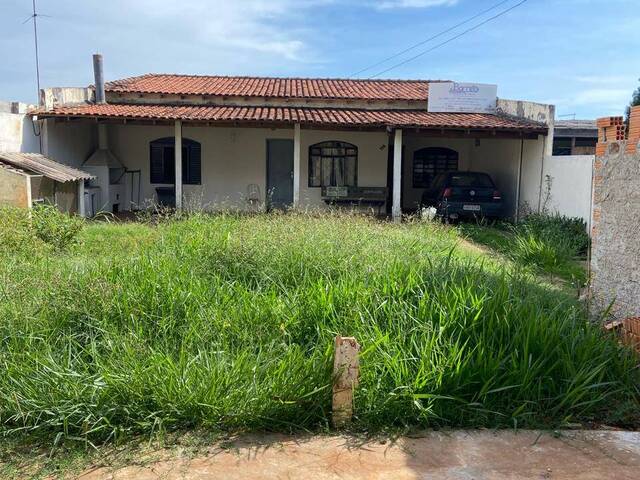 #1343 - Casa para Venda em Arapongas - PR - 2