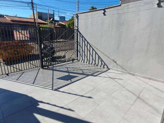 #1490 - Casa para Venda em Arapongas - PR - 1