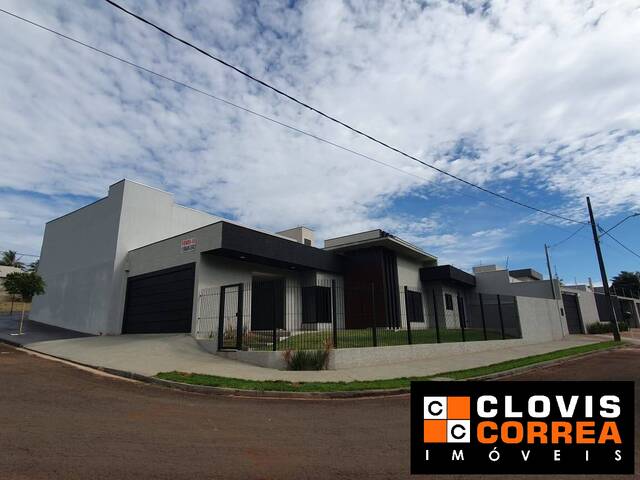 #1501 - Casa para Venda em Arapongas - PR - 1