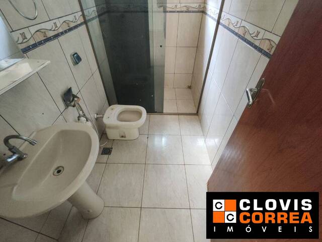 #1561 - Casa para Venda em Arapongas - PR