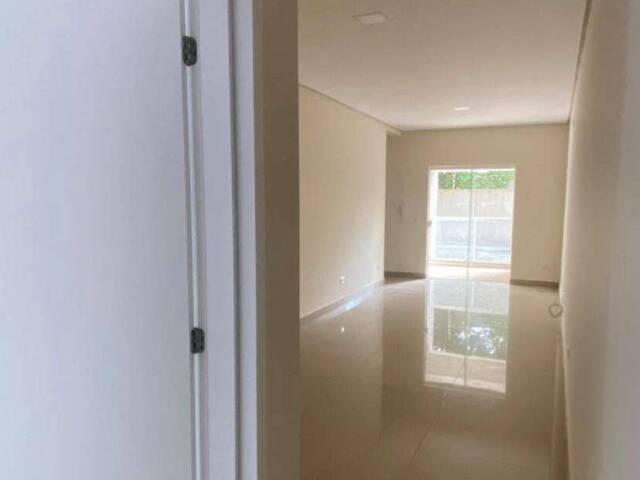 #1566 - Apartamento para Venda em Apucarana - PR